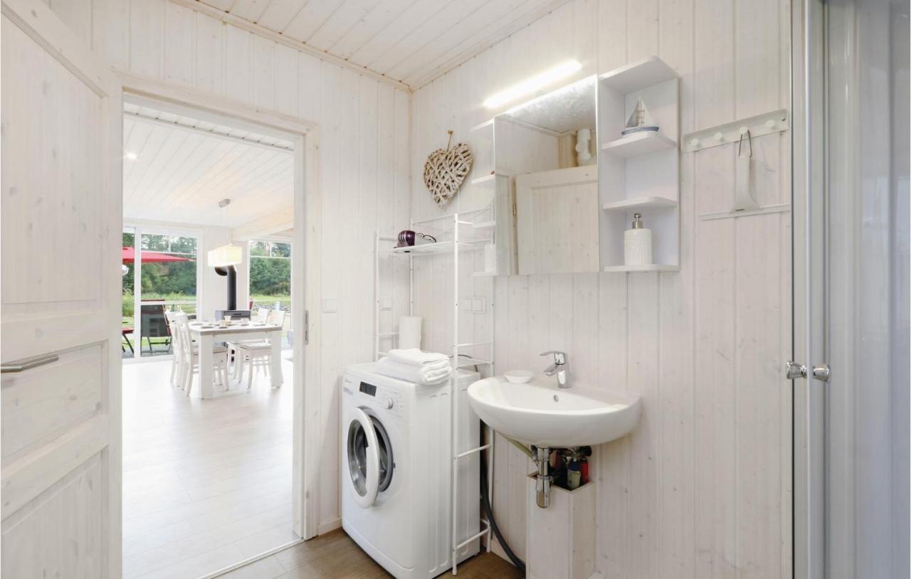 Gorgeous Home In Zerpenschleuse With Wifi Exteriör bild